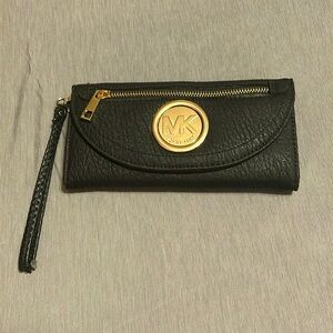 Michael Kors Wallet Wristlet